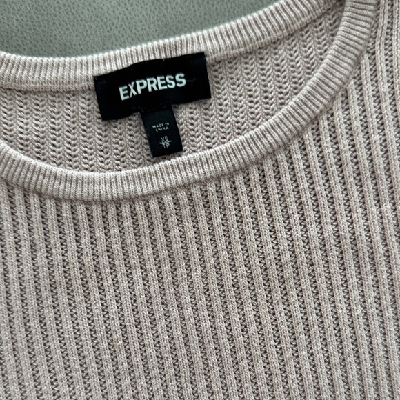 Express Blush Ribbed Knit Top - Picture 4 of 5
